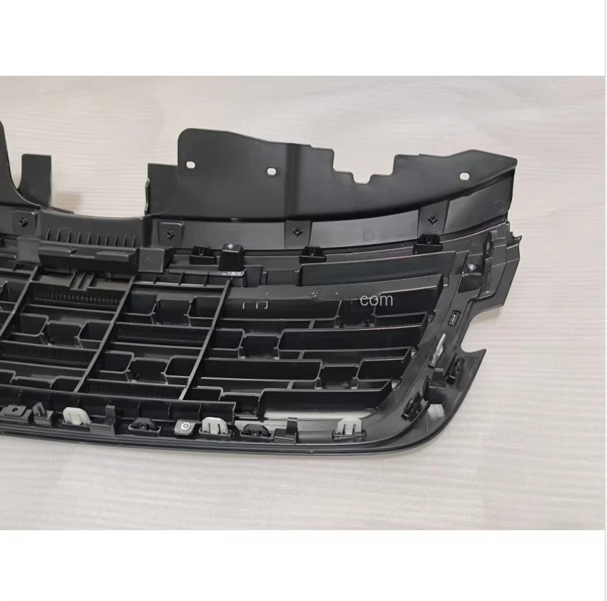 For Range Rover Evoque 2024 Front Bumper Center Grille LR186730 LR189009 radiator Grille